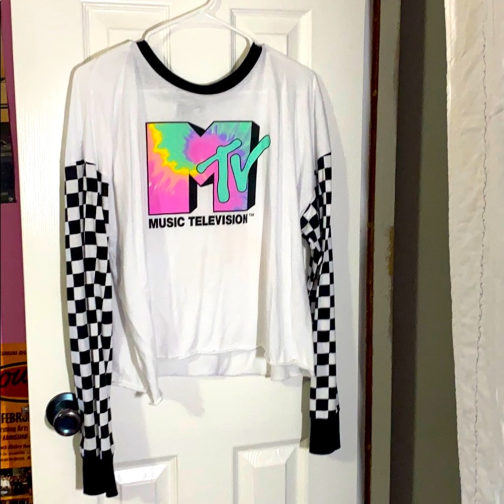 Vintage Style MTV Longsleeve Tee